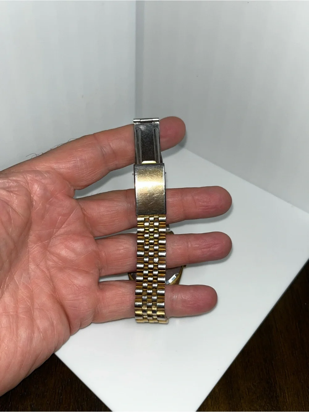 Elgin Presidential FC400 Day/Date Qtz: Men's Watch Scratched Crystal New Battery
